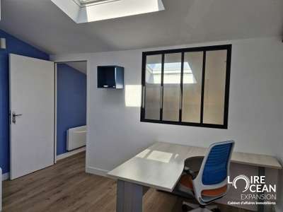 Cède bail bureaux de 100m² au 1er étage à Pornic