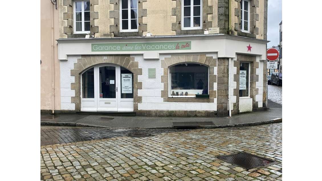 AV local commercial 91m² à Quimper centre hist.
