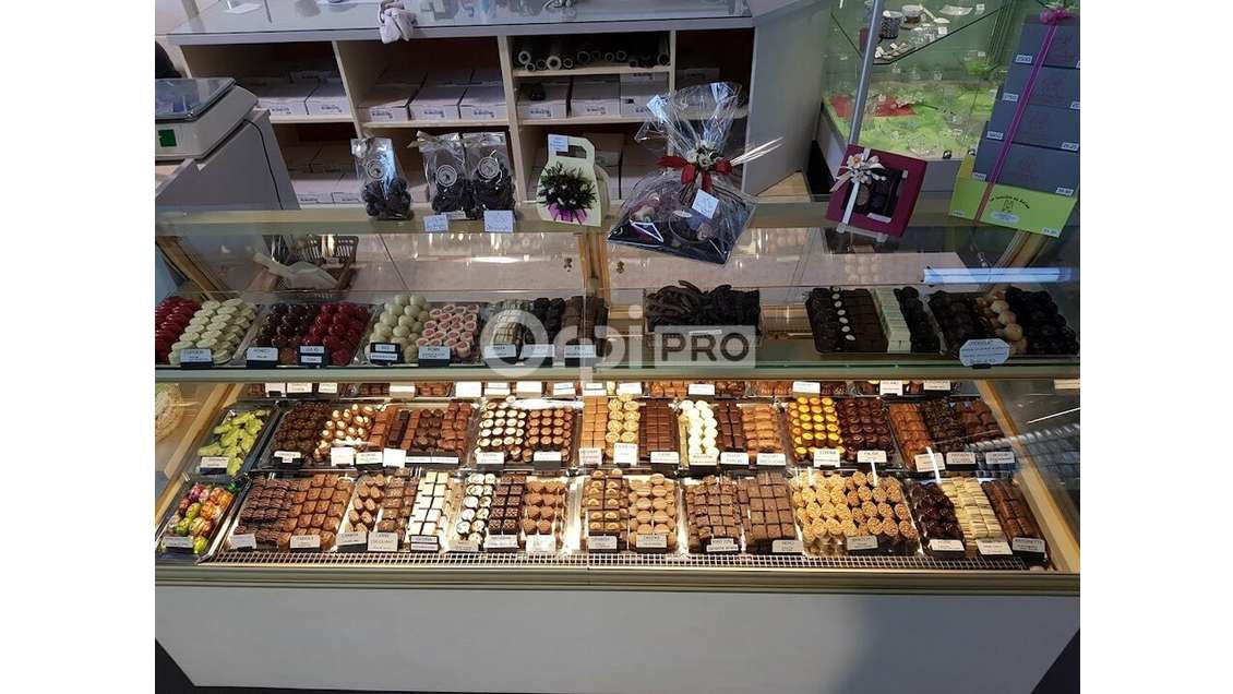 Local 470m² à Reims rue en Mémoire des Harkis