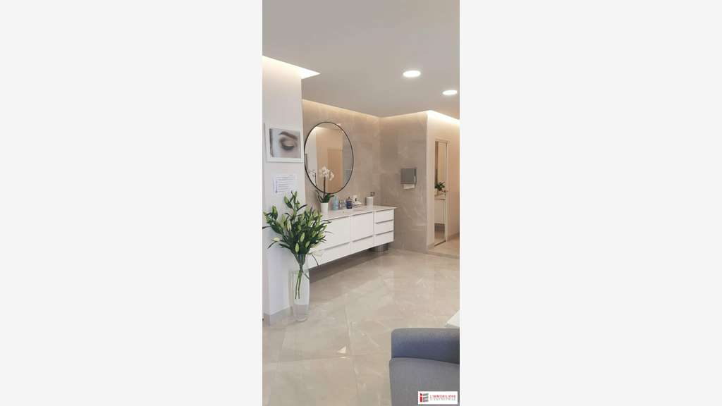 Cession DAB local commercial 75m² Rennes empl n°1