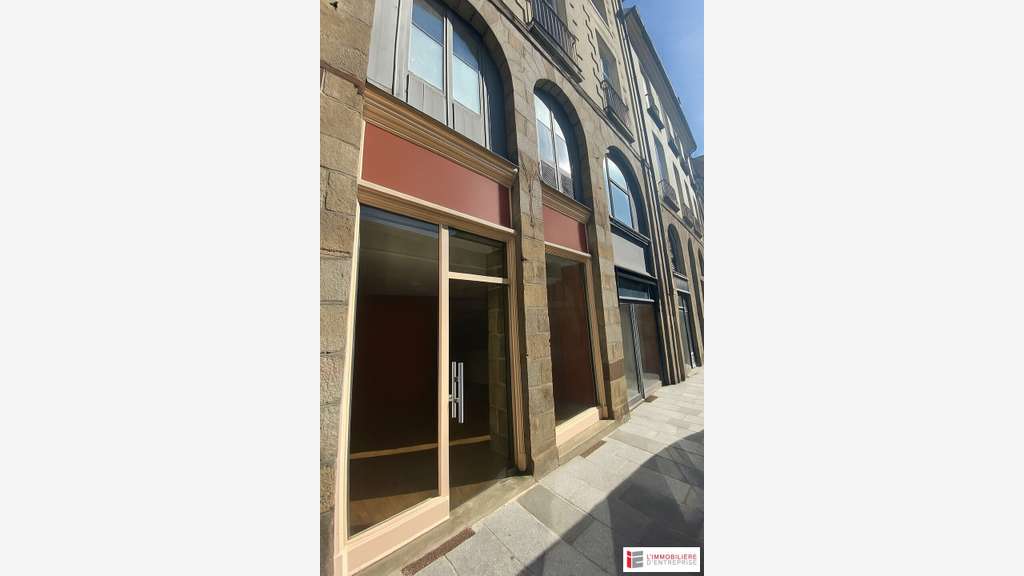 Location local commercial 45m² à Rennes centre
