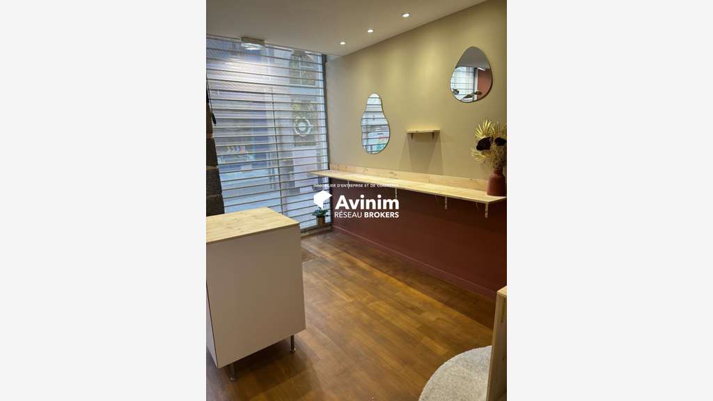 AV local commercial 40m² empl N°1 Rennes centre