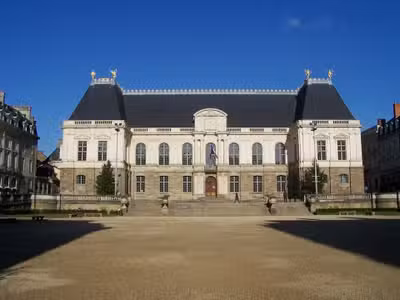 DROIT AU BAIL à céder à Rennes quartier Parlement