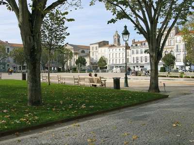 Cession droit au bail Locaux commerciaux - Boutiques à Rochefort