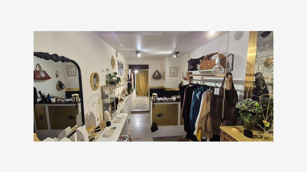 Droit au bail boutique 25m² + cave à Rouen
