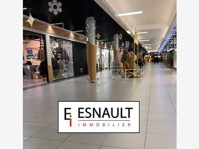 C.Cial St Aunès boutique 50 m² à céder