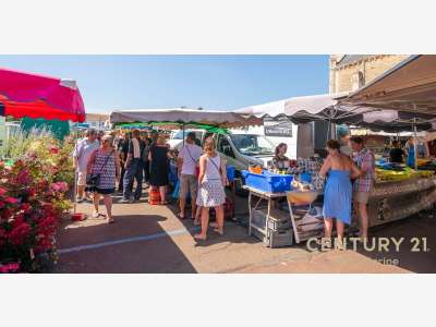 A VENDRE : SAINT-GILLES-CROIX-DE-VIE (85800),