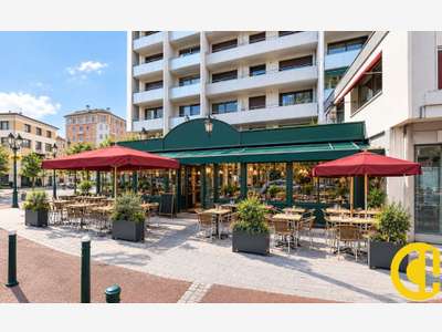 Loue local brasserie 705m² St-Julien-en-Genevois