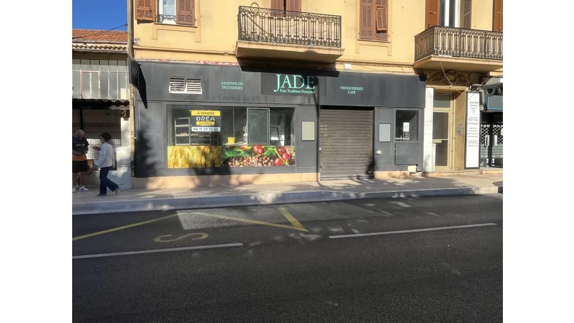 Cession bail local 110m² à St Laurent du Var Gare