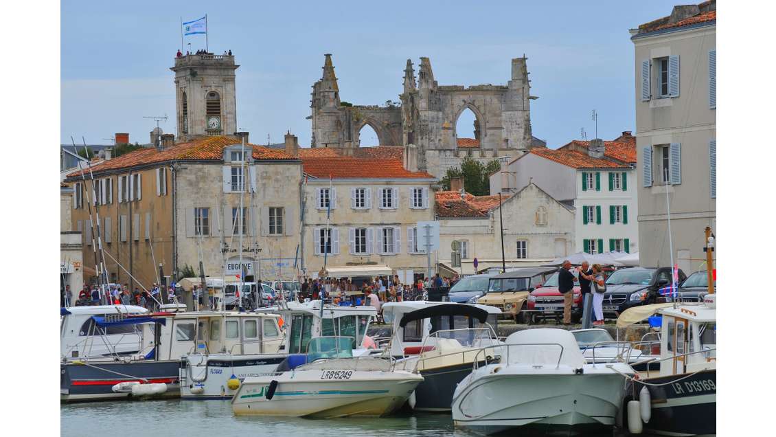 Boutique 35m² centre piéton de Saint Martin de Ré