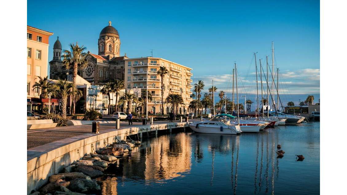 DAB local commercial 130m² proche mer à St-Raphaël