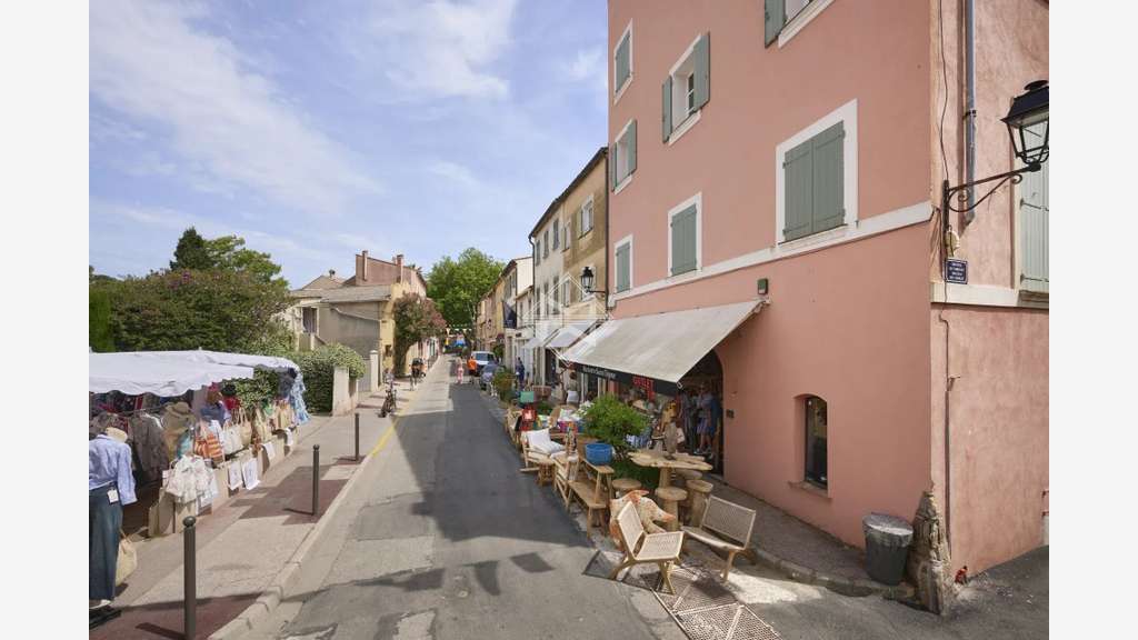 EXCLUSIVITÉ – À VENDRE – DROIT AU BAIL – SAINT-TRO