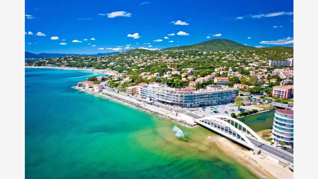 Droit au bail local 55m² à Sainte-Maxime centre