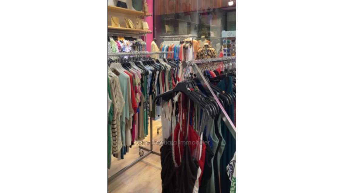 Droit au bail local 41m² + appart à Sète piéton