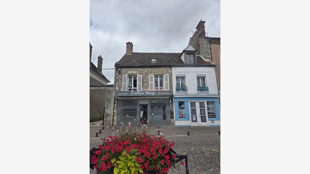 Local commercial 70m² à Souppes-sur-Loing centre
