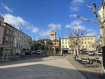 Cession droit au bail Locaux commerciaux - Boutiques à Valence