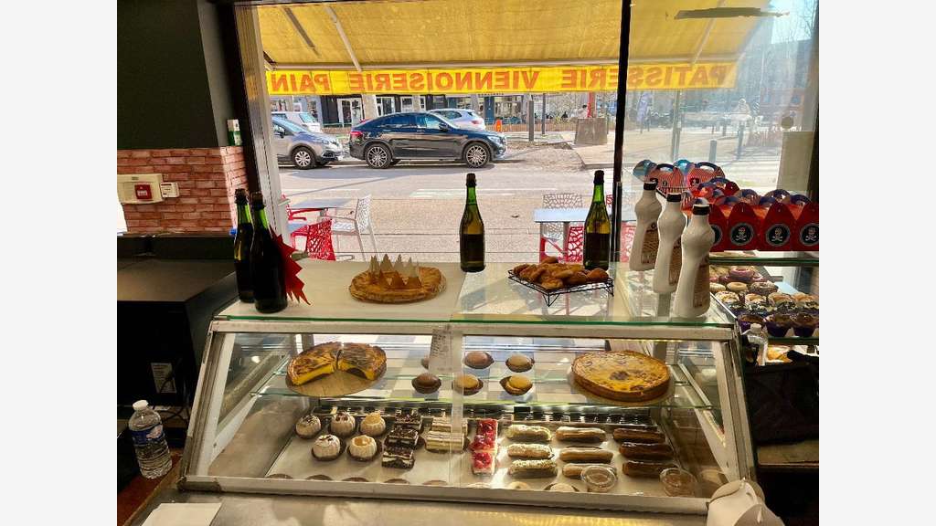 A saisir boulangerie-pâtisserie empl N°1 Romans 