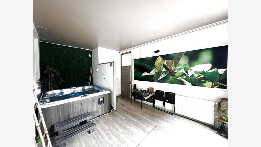 Droit au bail 90m² centre bien-être SPA à Valence