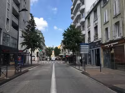 VALENCE - LOCAL COMMERCIAL à louer