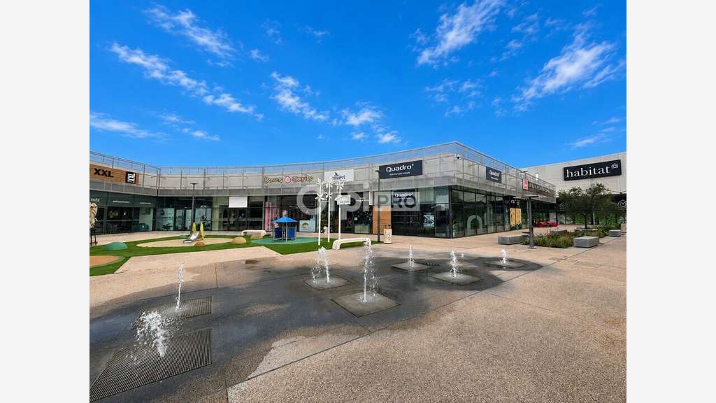 Local commercial 48m² à louer à Vedène