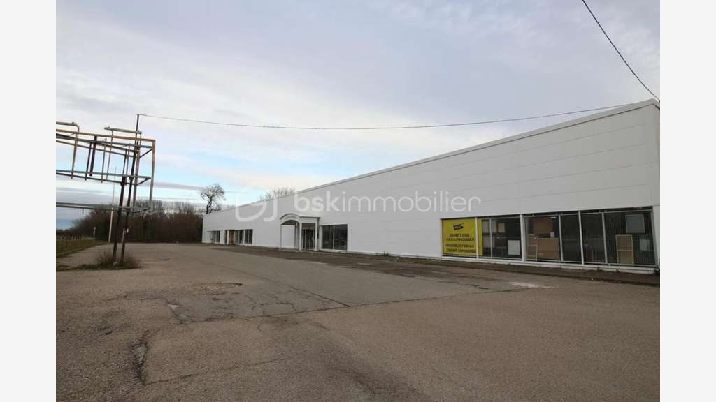 Droit au bail local commercial 950m² à Vedène