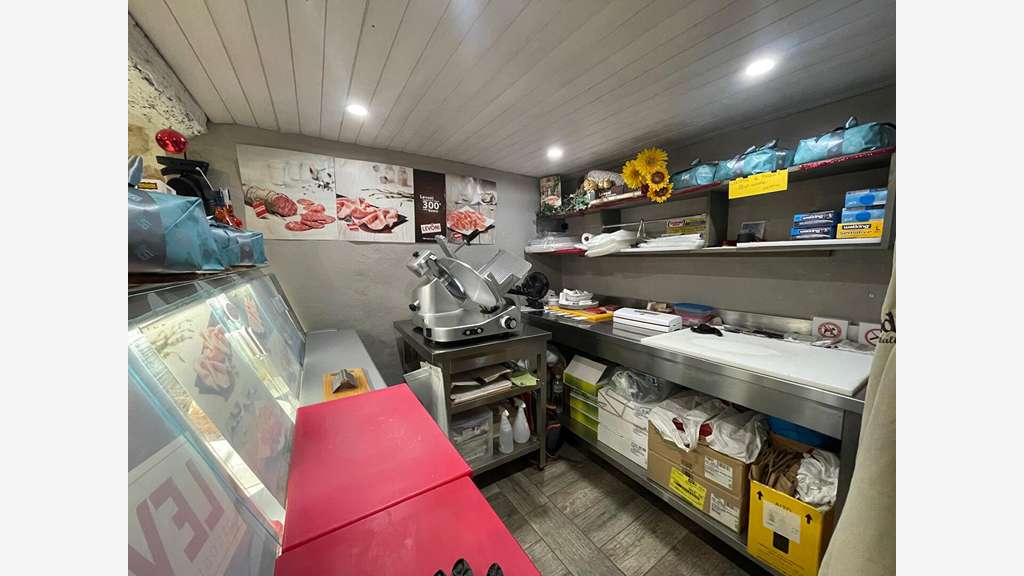 Droit au bail local 25m² à vendre Vieux Vence (06)