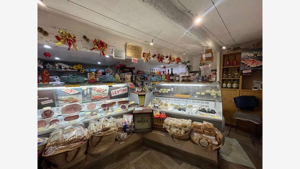 Droit au bail local 25m² à vendre Vieux Vence (06)