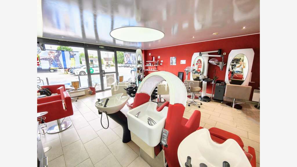 Cède salon de coiffure tout équipé à Vernouillet