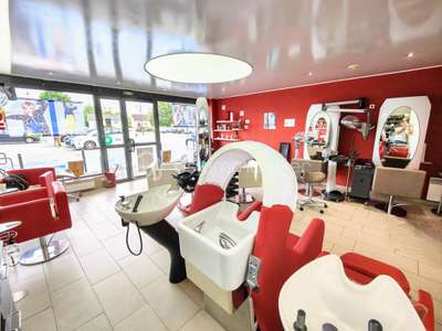Cède salon de coiffure tout équipé à Vernouillet