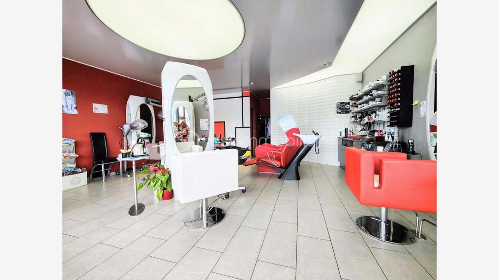 Cède salon de coiffure tout équipé à Vernouillet