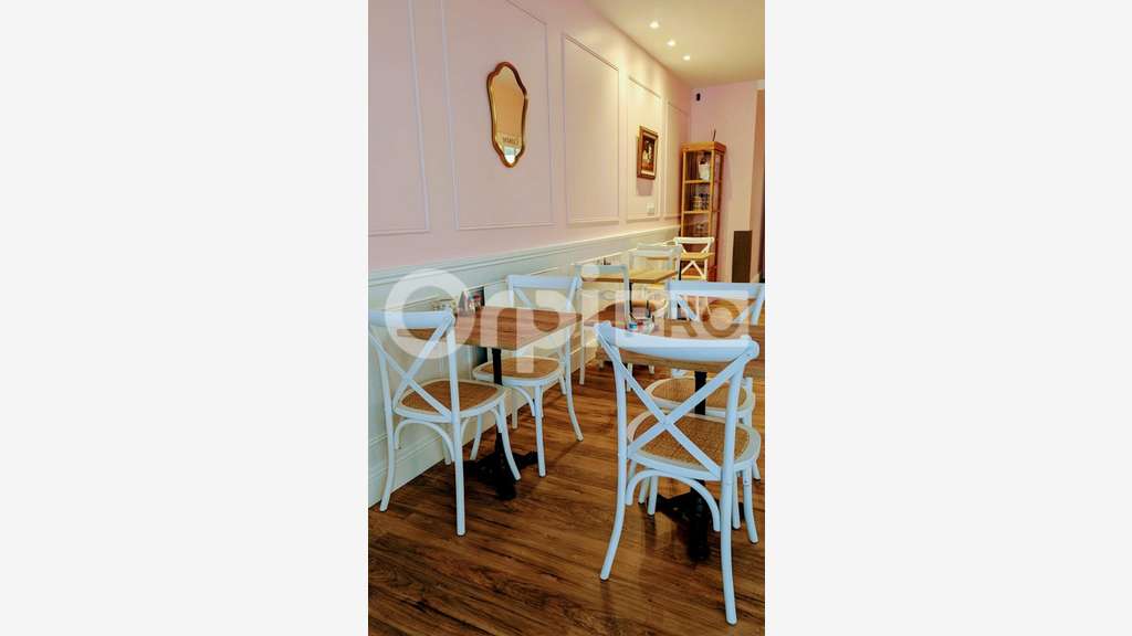 VILLEFRANCHE SUR SAONE - LOCAL COMMERCIAL - 95m2