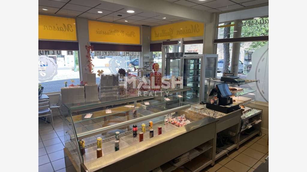 DAB local commercial 52m² à Villette-de-Vienne