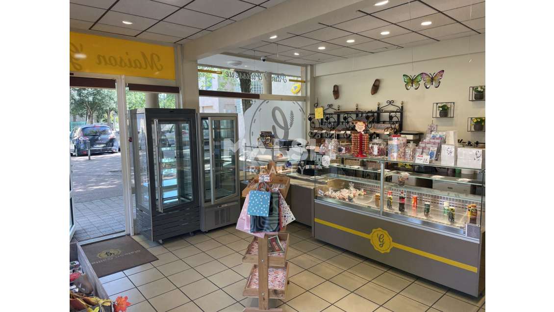 DAB local commercial 52m² à Villette-de-Vienne