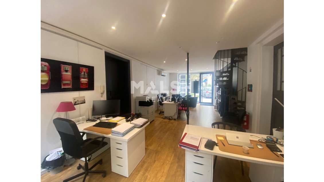 DAB local lumineux 148m² à Lyon 6e Brotteaux