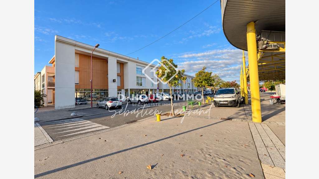 Cession droit au bail local 113m² à Parempuyre 