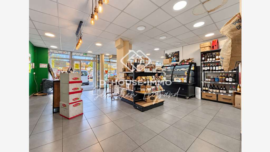 Cession droit au bail local 113m² à Parempuyre 