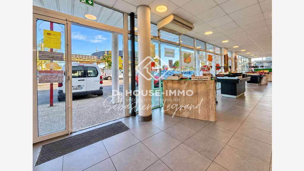 Cession droit au bail local 113m² à Parempuyre 