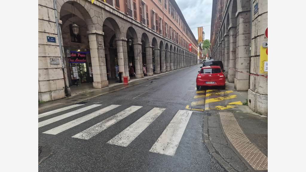 DAB local commercial 25m² à Chambéry centre