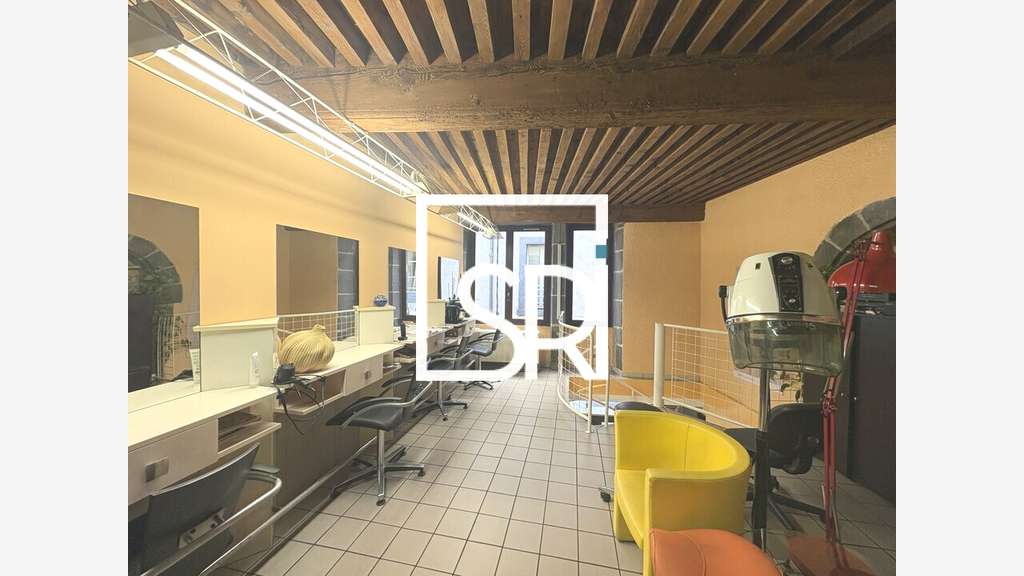 Local commercial 72m² à louer à Clermont-Ferrand