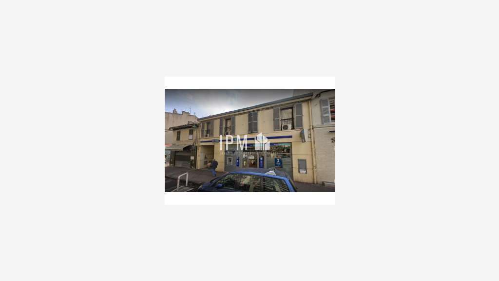 A louer local commercial 165m² ST LOUP 13010