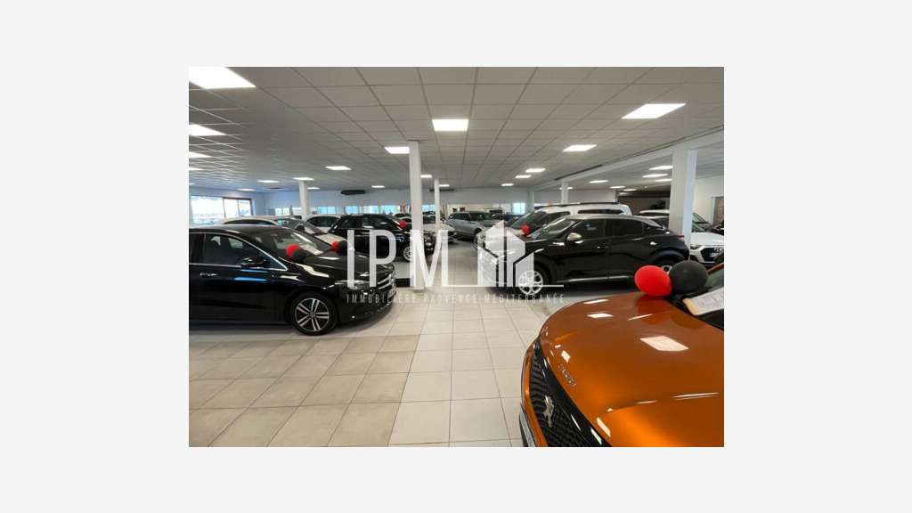 Cède local commercial de 565m² à La Valette du Var