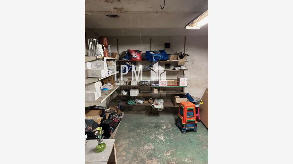 A louer local commercial 90m² Toulon Crs Lafayette