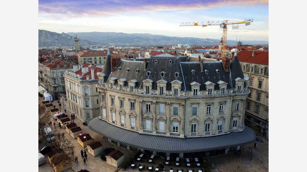 DAB local commercial 170m² empl N°1 Valence centre