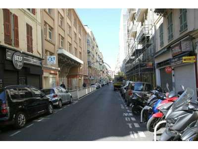 Cession droit au bail Locaux commerciaux - Boutiques à Nice