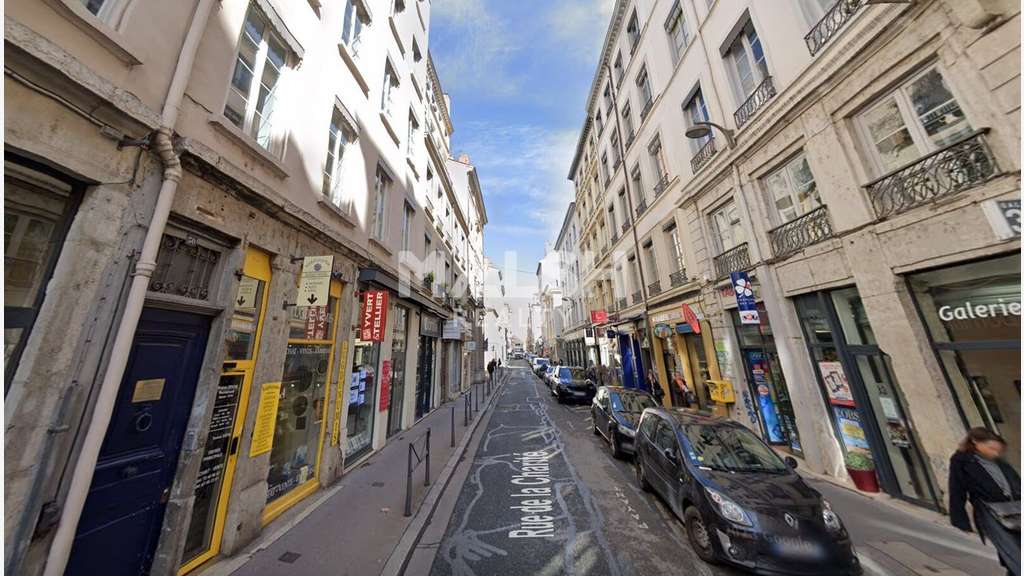 Local à louer 100m² proche gare à Lyon 2er