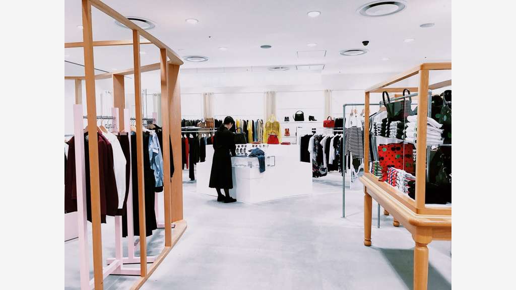 Bail à céder très jolie boutique 34m² à Lyon 8eme