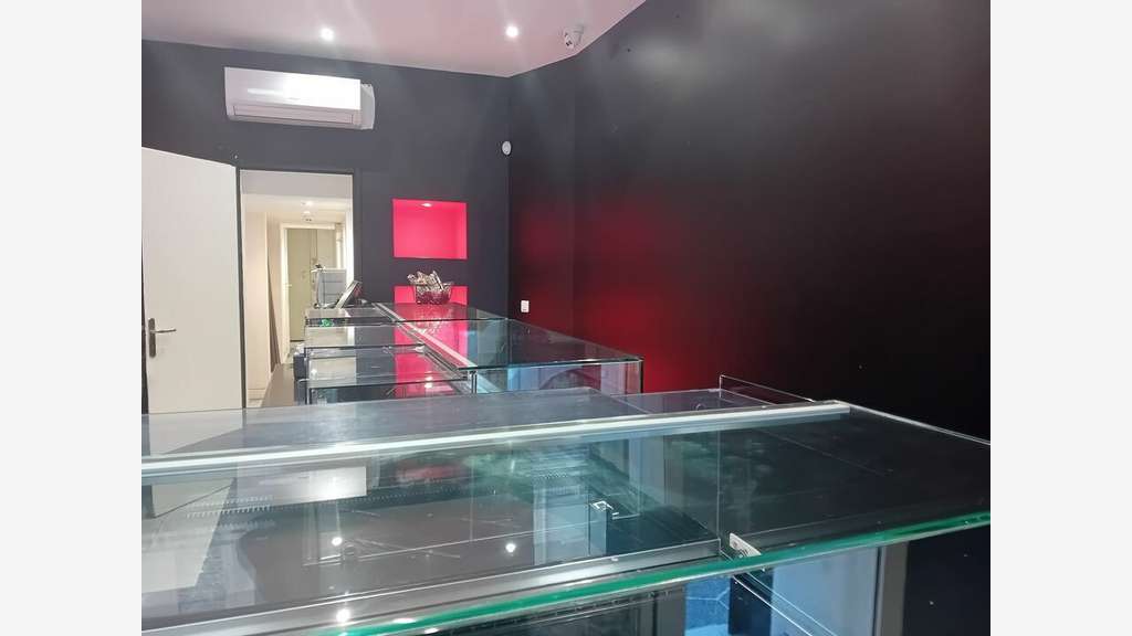 A saisir droit au bail 35m² Carré d'Or à Nice