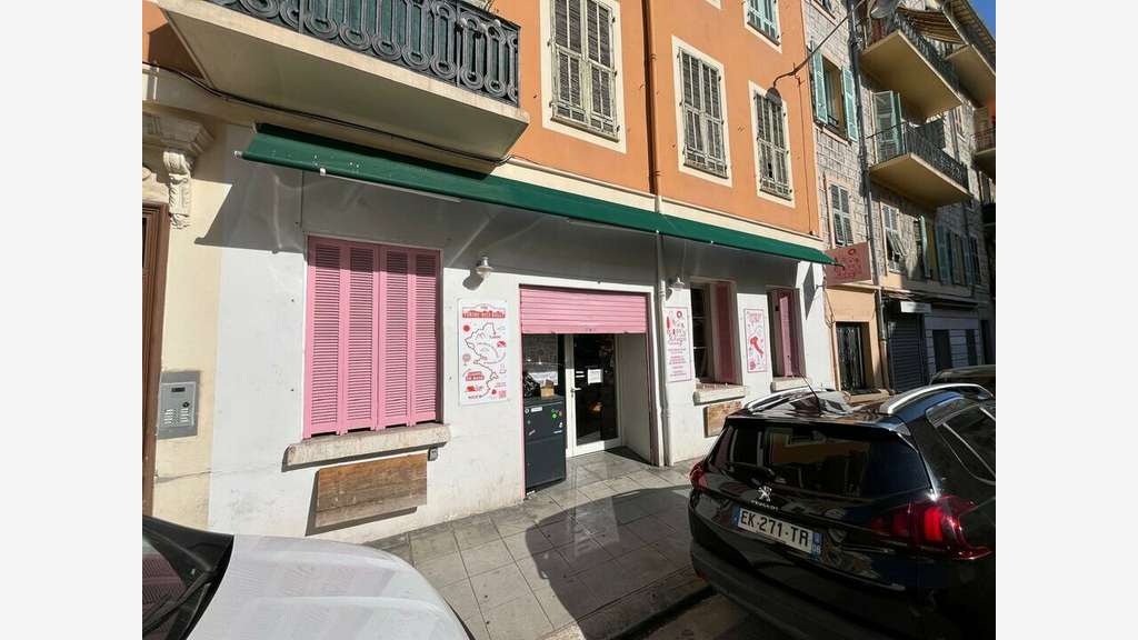 Droit au bail joli local 110m² Nice quartier port