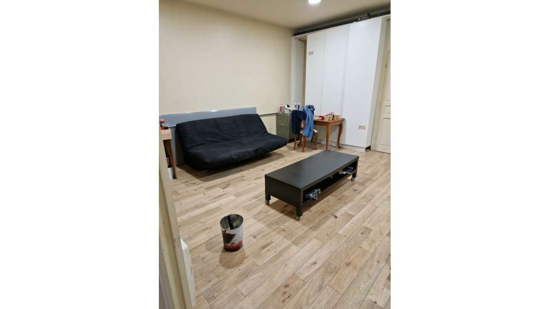 Droit au bail local 100m² à Paris 15e 