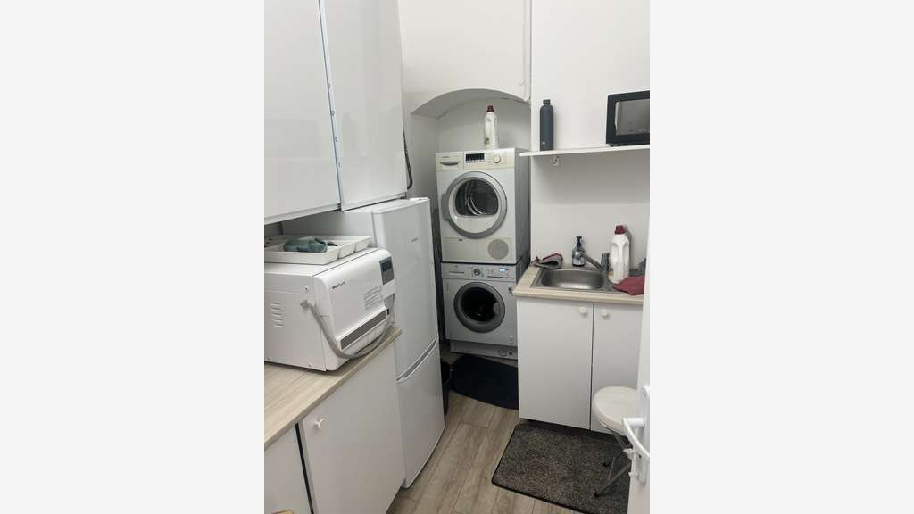 DAB boutique 65m² 75008 Paris Europe
